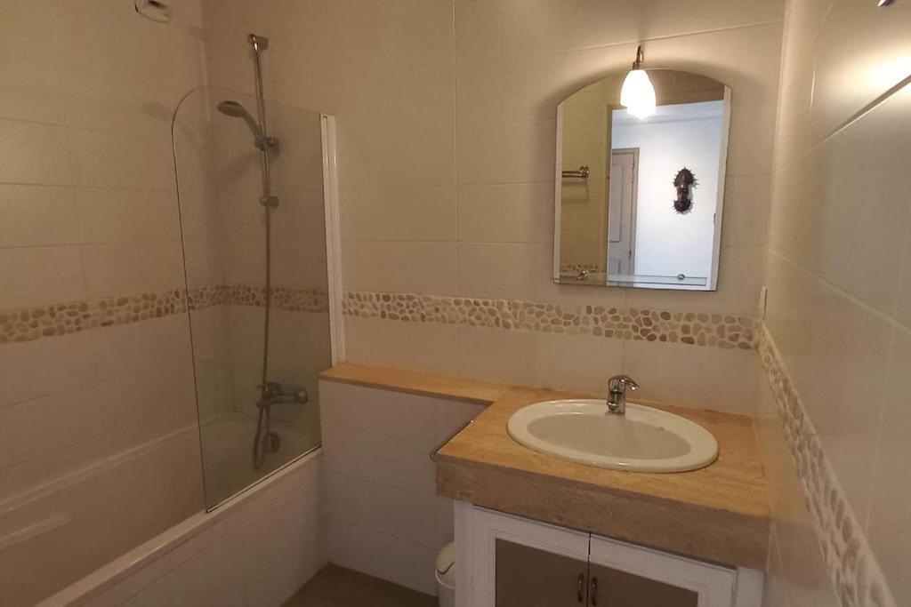 Vue Exceptionnelle-piscine Apartment