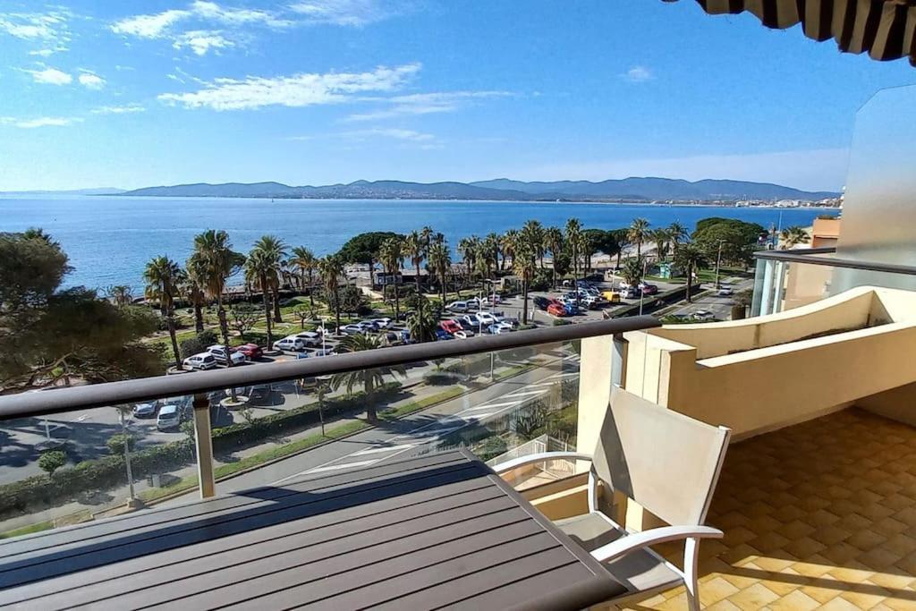 Vue Exceptionnelle-piscine Saint-Raphaël